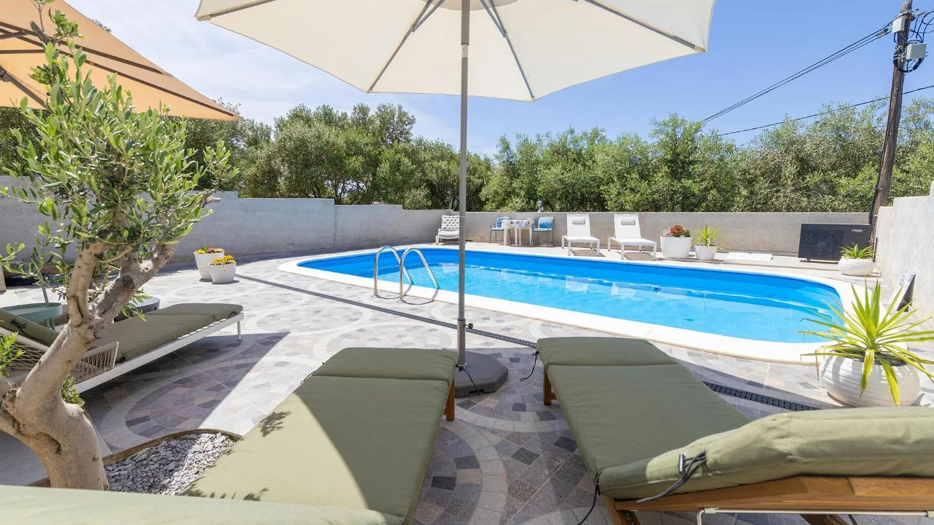 Lovely Apartment In Rab With Wifi Rab Town 0*,  Croatia